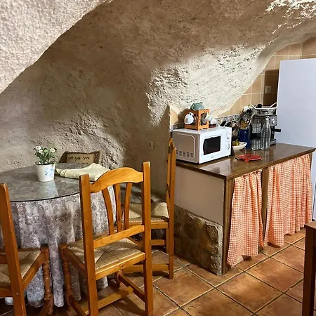 La Cueva * Velez Blanco